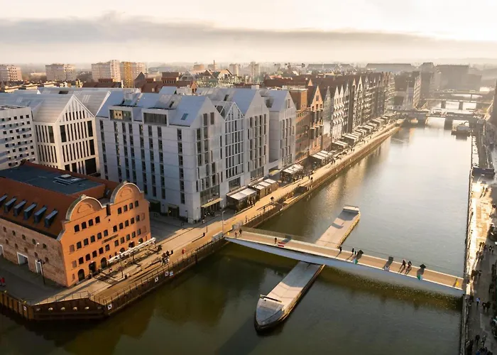 Flatbook Granaria Premium Prestige Riverside & Parking *