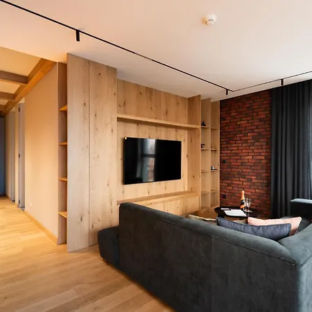 Flatbook Apartments Granaria Premium Prestige Riverside & Parking Apartmán *