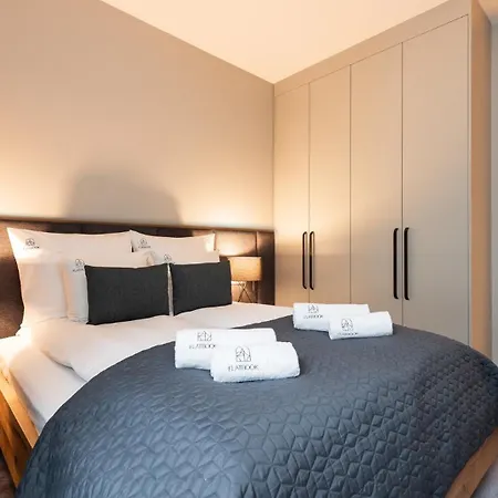 Apartamento Flatbook Granaria Prestige Riverside & Parking *