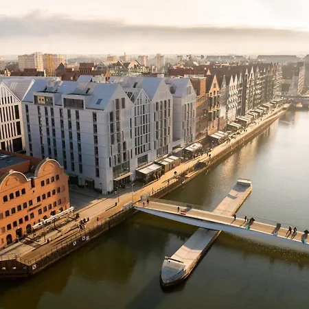 Flatbook Granaria Premium Prestige Riverside & Parking *